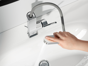 Смеситель однорычажный для раковины Grohe Plus (L-Size)
